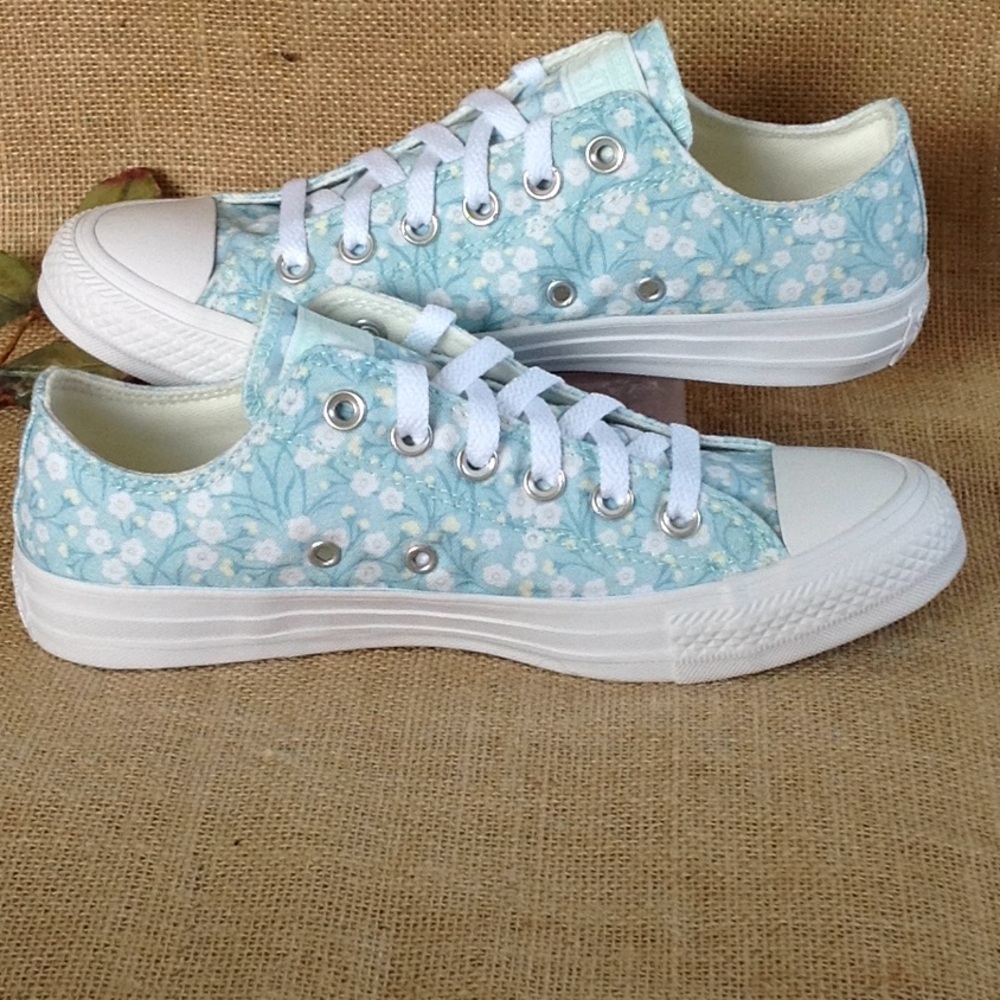 Converse Women's Ditsy Floral Sneakers Ocean Mint (Green) Color EUC Size 7 - Picture 3 of 10